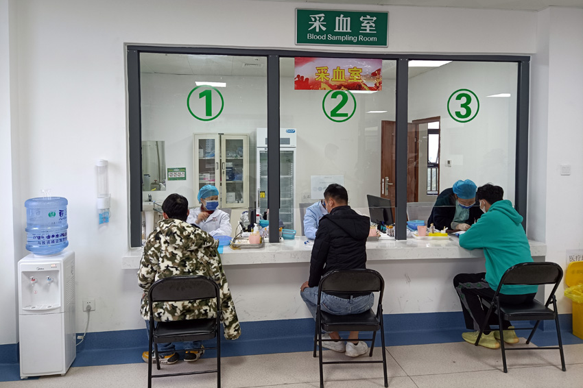 右江区：严密组织征兵总检 向部队输送优质兵员为做好2022年春季征兵总检工作，向部队输送优质兵员，百色市右江区人武部坚持提早筹划，提前部署，多措并举，确保征兵总检工作落到实处显成效。【详细】 