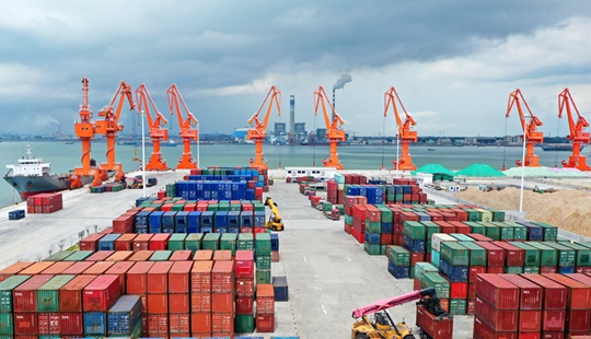 南方沿海城市群中的“破浪者”：玉林向海图强闯新路